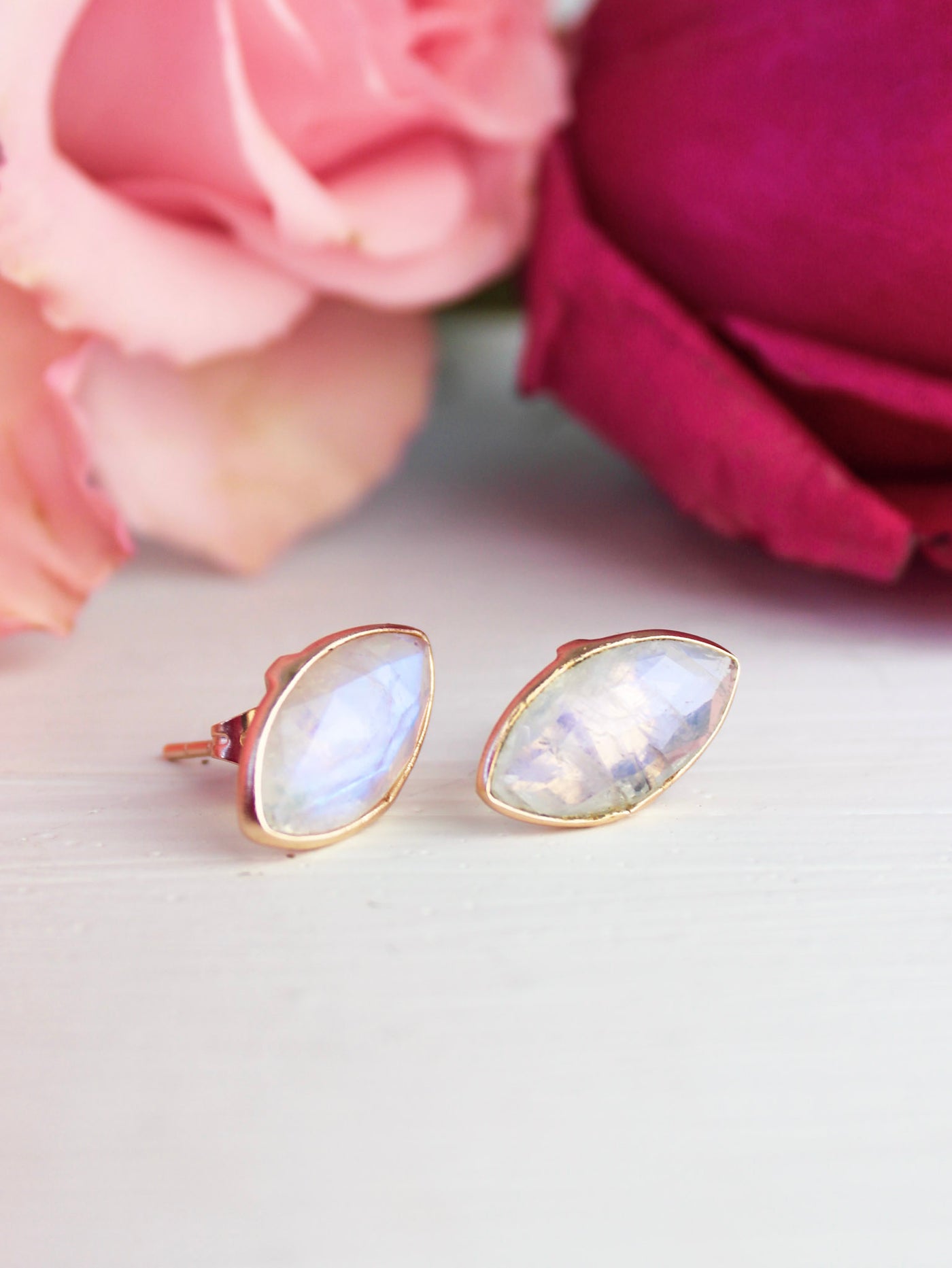 Mila Leaf Earrings - Rose Gold