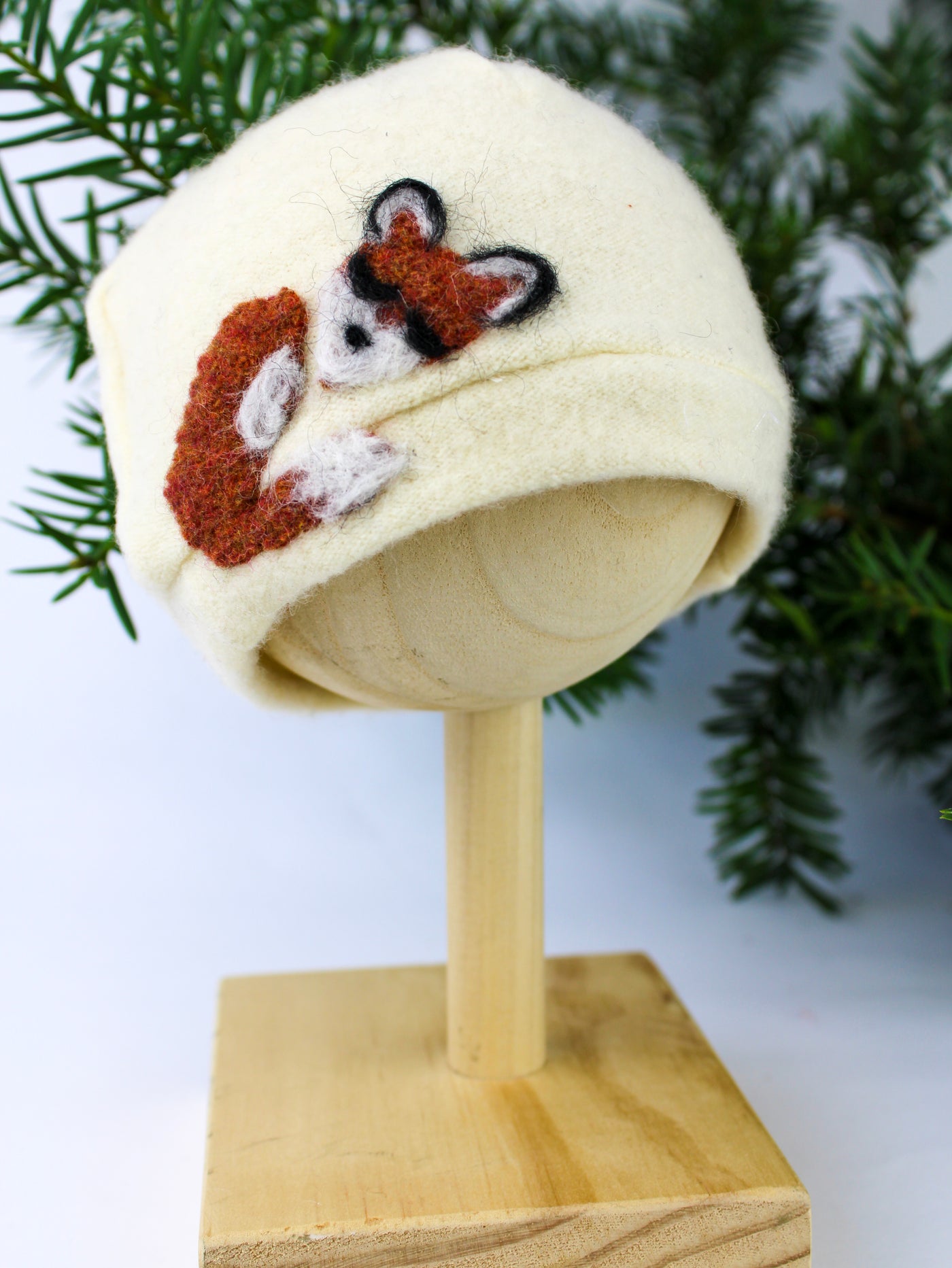 Sleeping Fox Cashmere Hat - Newborn