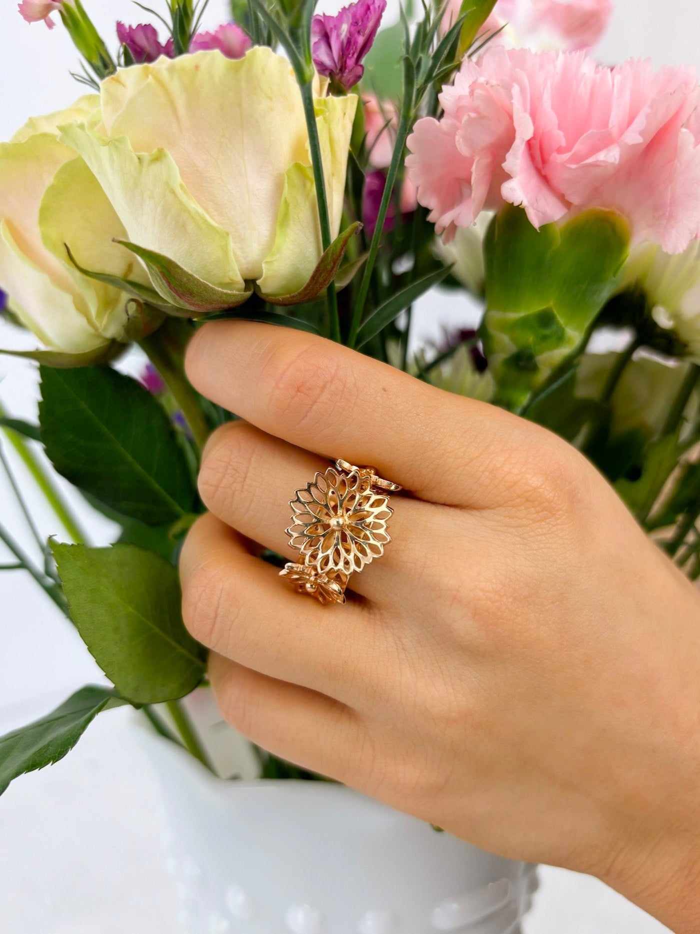 Big Bouquet Filigree Ring