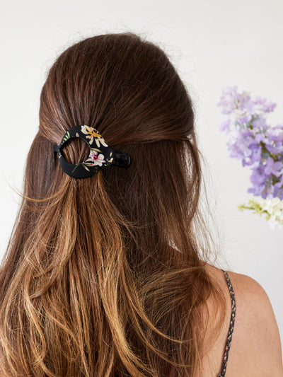 Black Wildflower Arc Hair Clip