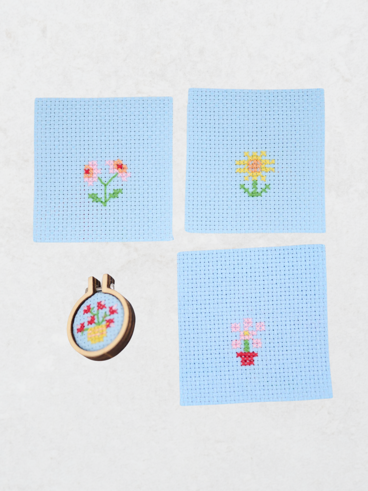 Matchbox Tiny Embroidery Kit - Bunch of Flowers