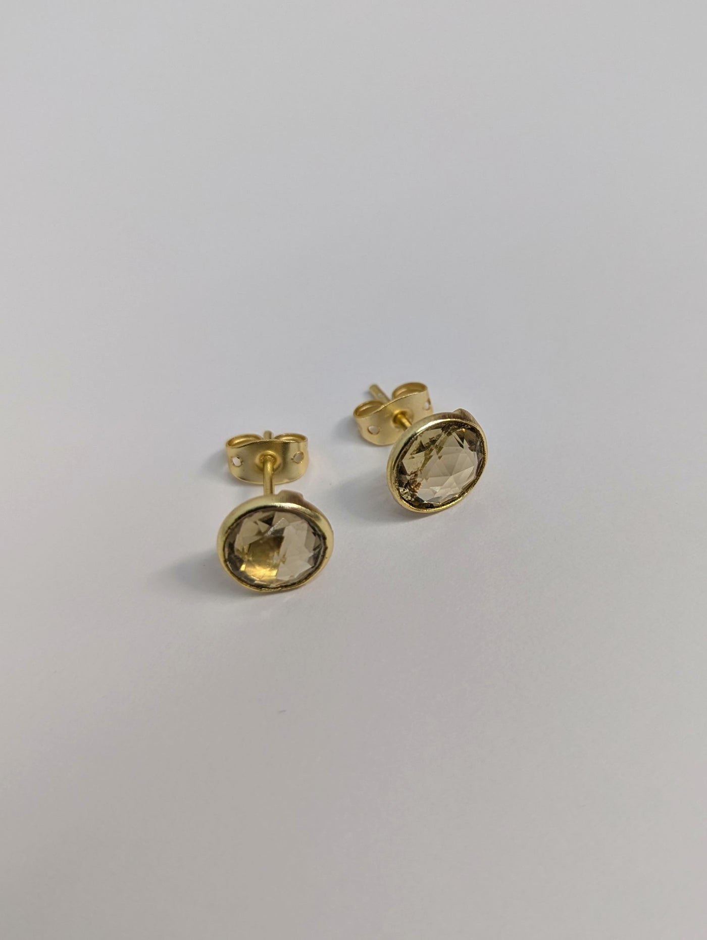 Pebble Stud Earrings - Gold